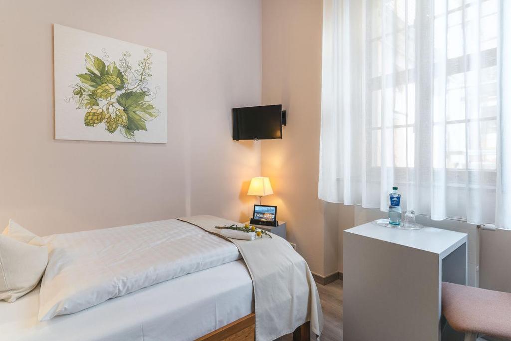 Pirnscher Hof - Hotel Garni Pirna Buitenkant foto