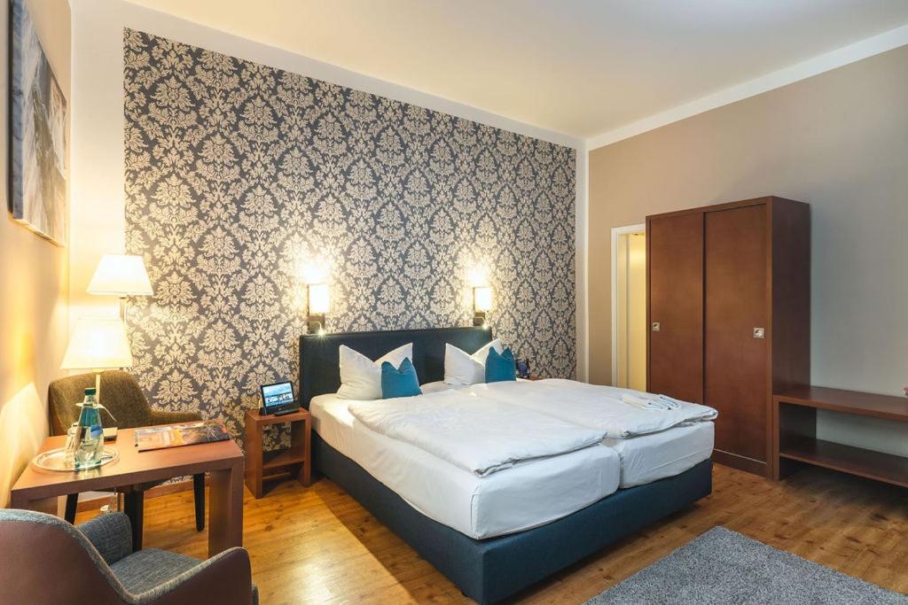 Pirnscher Hof - Hotel Garni Pirna Buitenkant foto